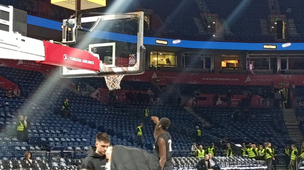 Dobre vesti za Partizan: Bonga se sprema za Efes FOTO/VIDEO