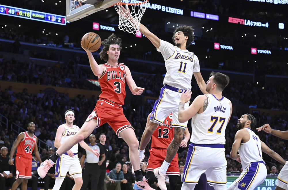 Lebron se vratio, Dončić ubacio 34 – Bulsi razbili Lejkerse 31 razlike!