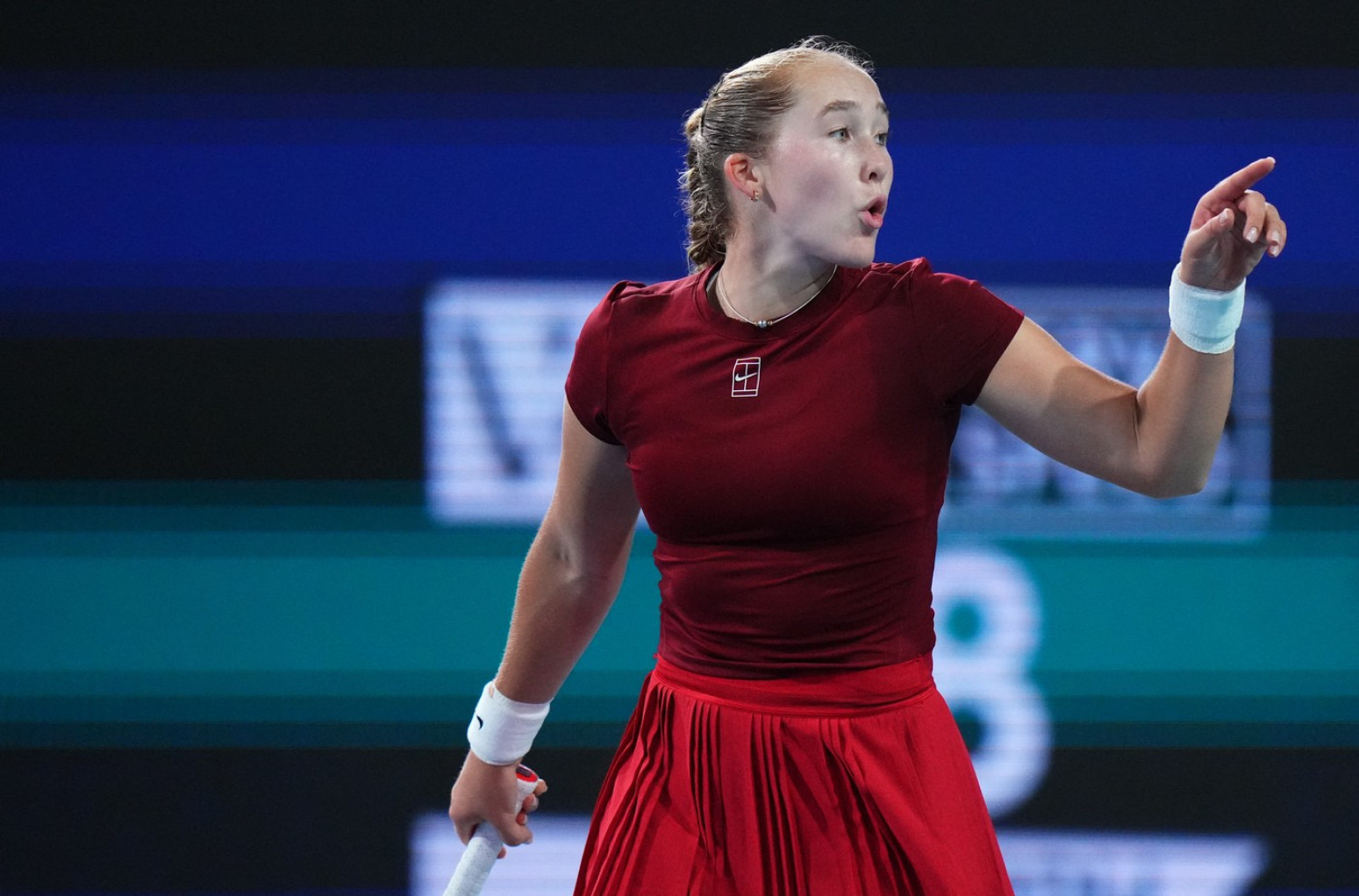 Mira konačno izgubila, pa dobila srednji prst VIDEO