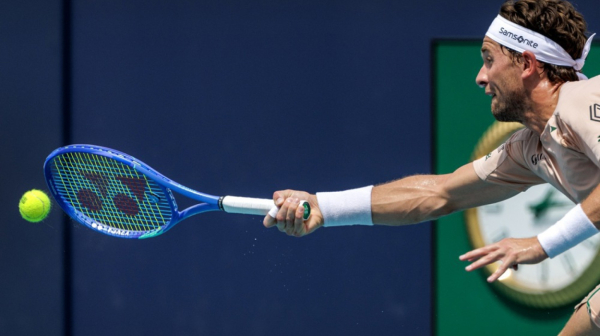 Sa Novakovog puta sklonjen šesti teniser sveta