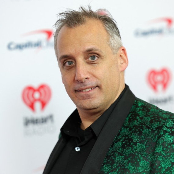 Posle optužbi za seksualne napade, glumac moli: "Smestite me u ustanovu zatvorenog tipa" FOTO/ VIDEO