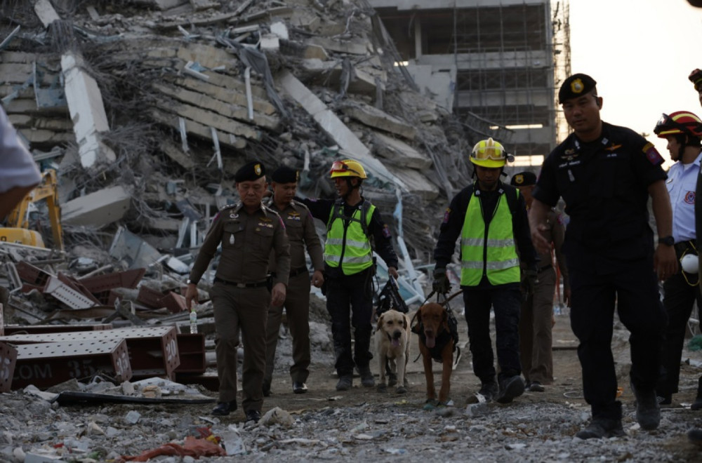 The dead are counted; Estimates say that there could be up to 100,000 victims; Horrible footage PHOTO/VIDEO