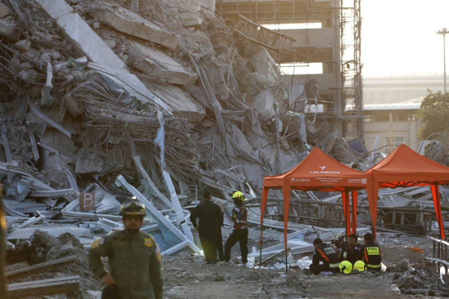 The dead are counted; Estimates say that there could be up to 100,000 victims; Horrible footage PHOTO/VIDEO