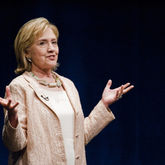 Oglasila se Hilari Klinton: Njegova politika je opasna i glupa