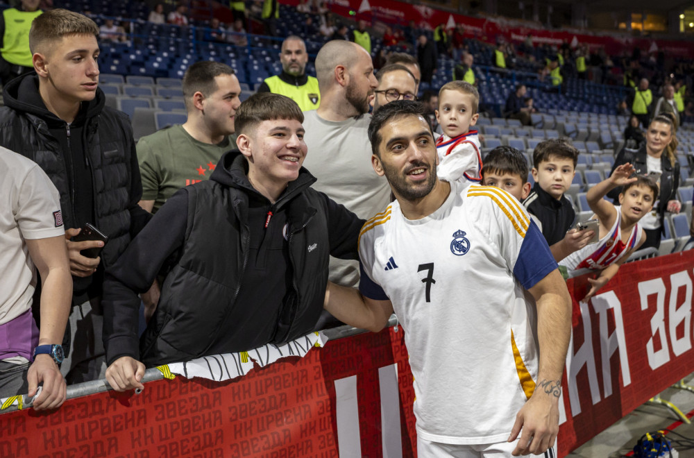 Kampaco i dalje idol zvezdaša – zagrljaj sa Dobrićem VIDEO