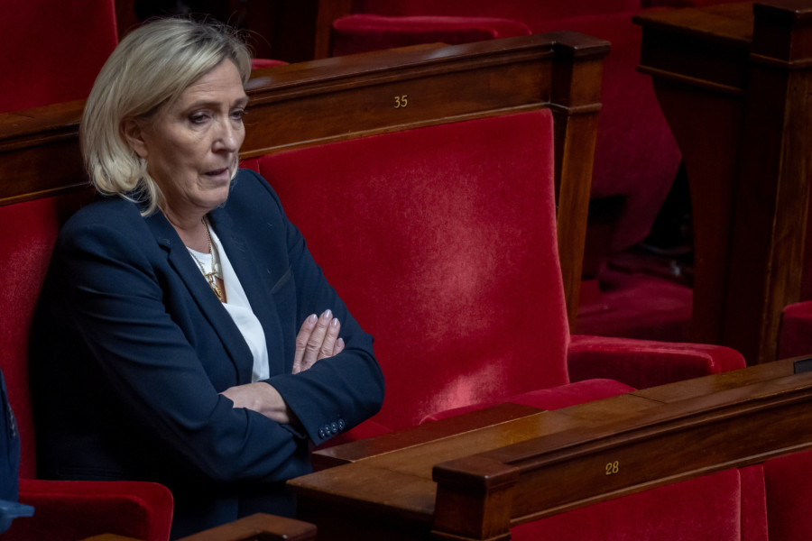 Le Pen na vrhu – uprkos presudi za proneveru