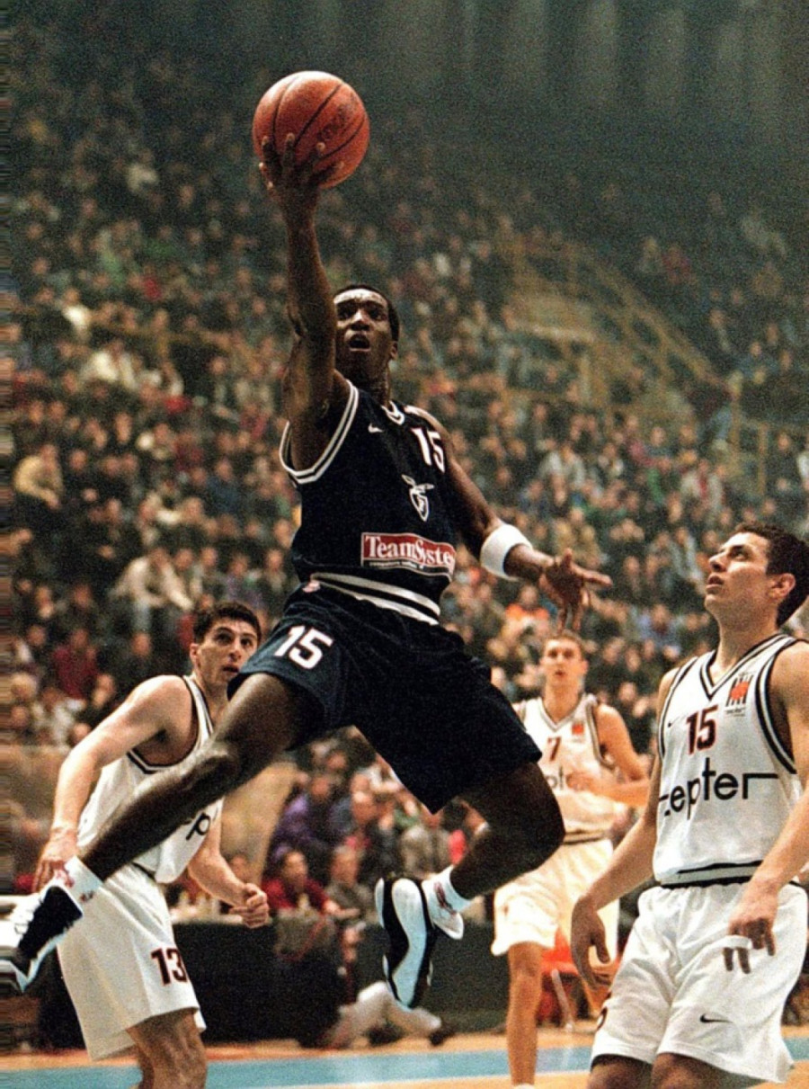 Propast evropske košarke