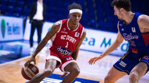 Drama u Podgorici: "Studenti" srušili Igokeu