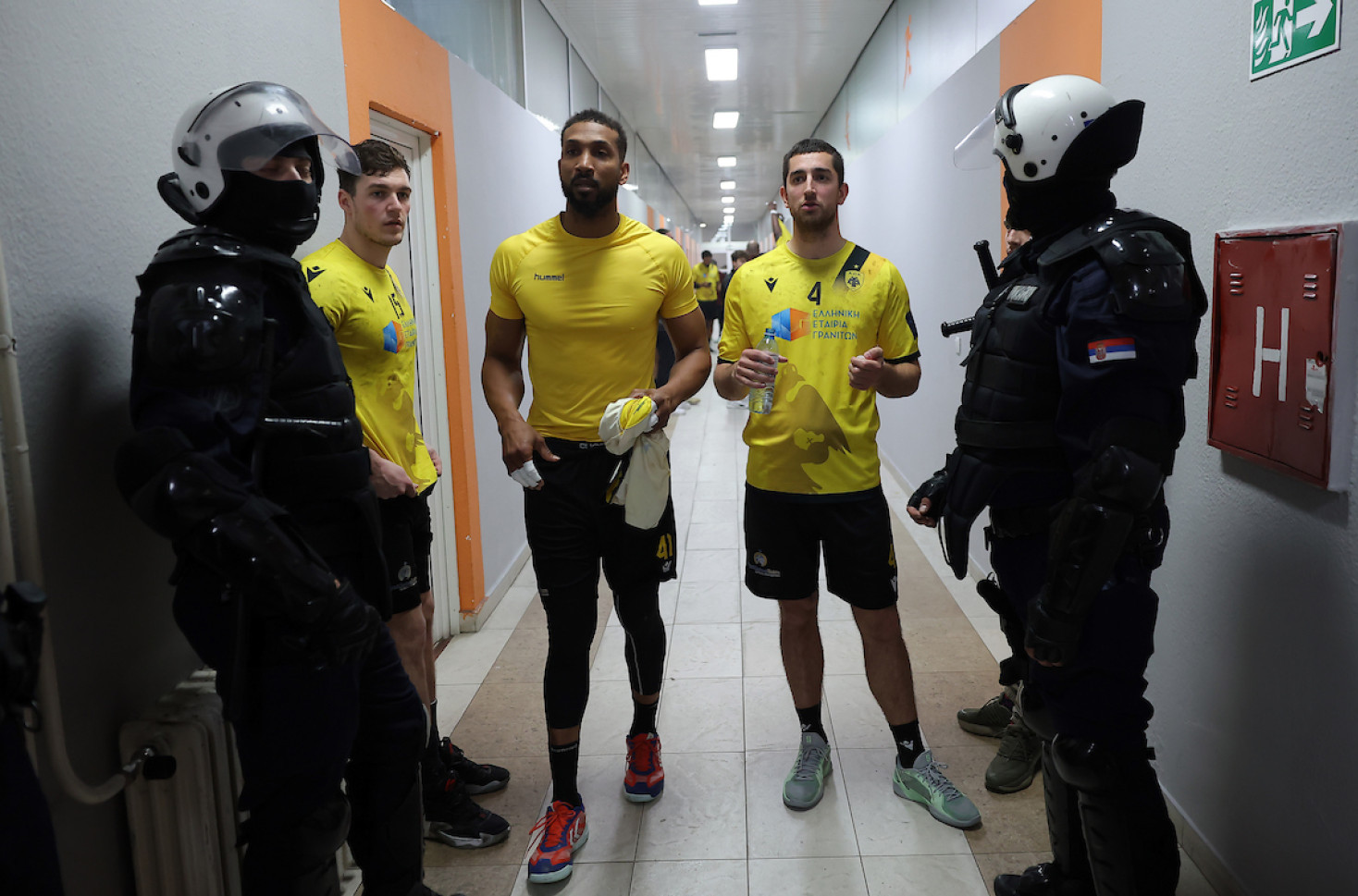 Haos na Banjici: Otkazan meč Partizana i AEK-a!