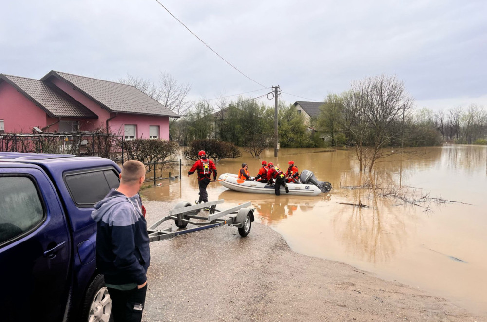 Prijedor odahnuo: Voda se povlači, ukida se vanredna odbrana od poplava FOTO