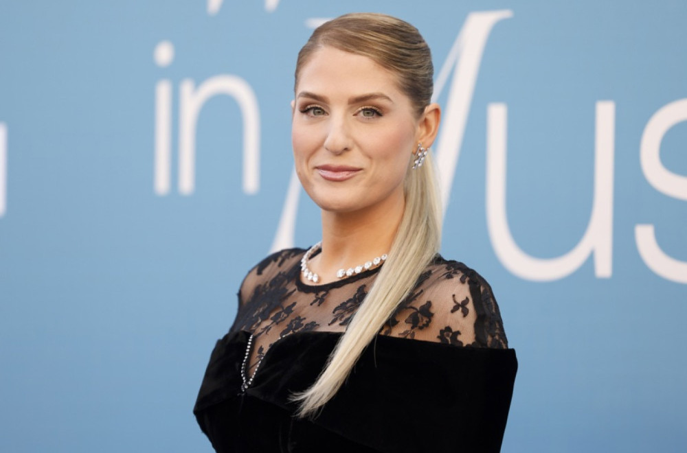 Pevačica prestala da pije kafu nakon saveta vidovnjakinje: "Bilo je teško" FOTO