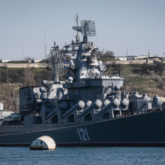 Amerika je pobesnela, a oni su rekli: "Ruski ratni brode, je** se".