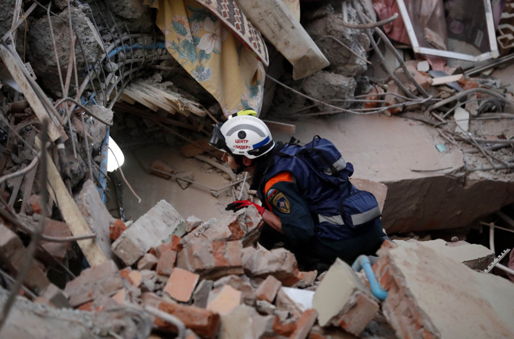 Golim rukama vadili ljude iz ruševina; Svedočenja koja otkrivaju sav užas zemljotresa u Mjanmaru FOTO/VIDEO