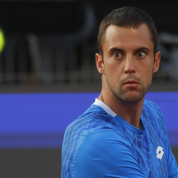 Đere eliminisan u Bukureštu