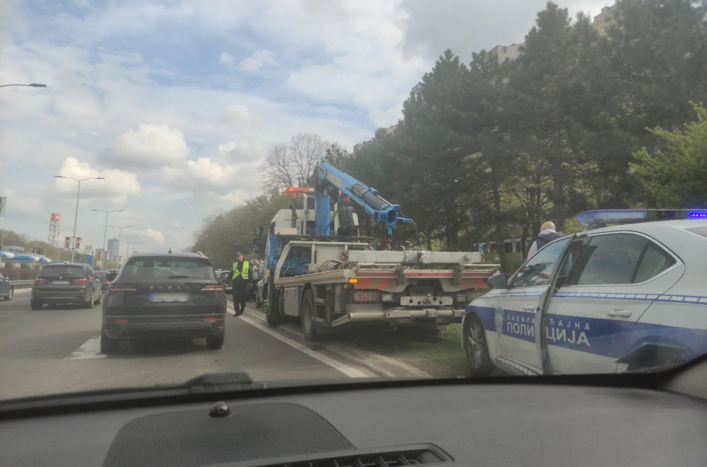 Total collapse on the highway near Sava Center, vehicles standing still; This is the reason PHOTO