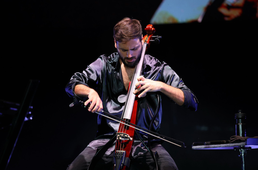 Hrvatski muzičar izveo tradicionalnu srpsku pesmu: Komentari ne prestaju, iznenadićete se VIDEO