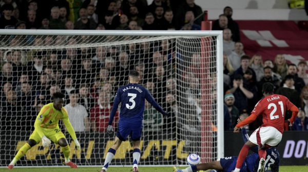 Milenković "komandovao" – Notingem pokazao Junajtedu ko je ko VIDEO