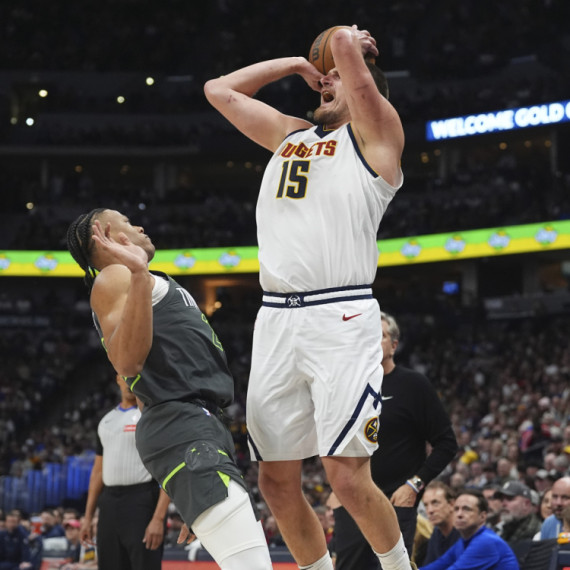 Jokićeva partija kakvu NBA liga nikad nije videla – i u dobrom i u lošem!