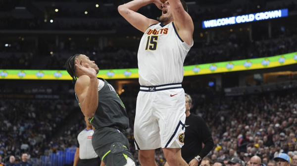 Jokićeva partija kakvu NBA liga nikad nije videla – i u dobrom i u lošem!