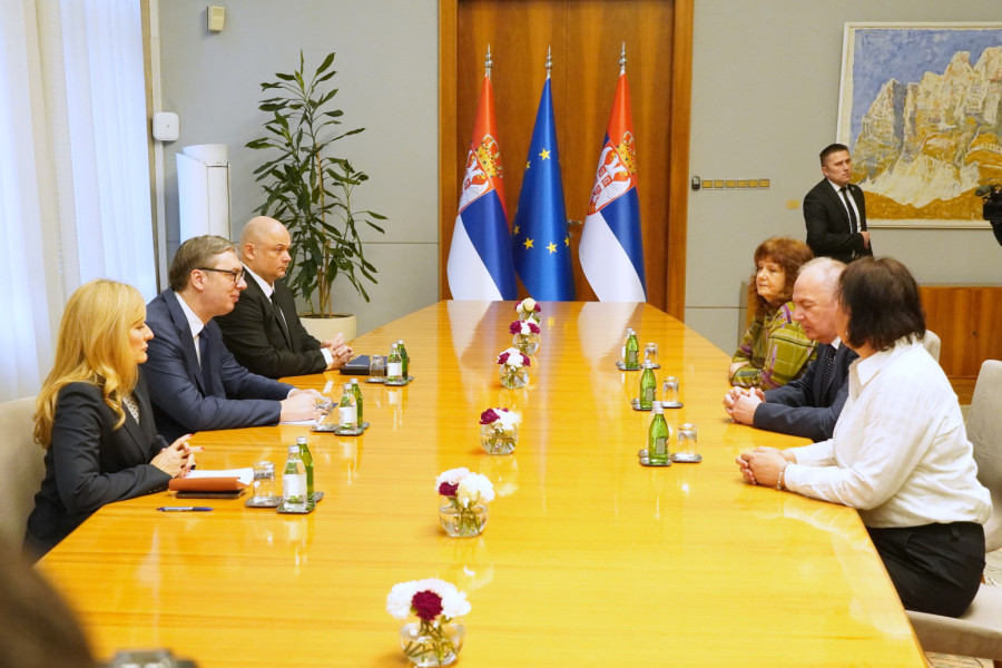 Consultations on PM-Designate have begun: After the Russian Party, Vučić talks with representatives of SVM