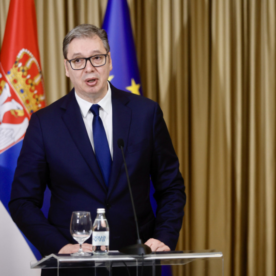 Vučić: Sa britanskom Eksim bankom očekujemo još veću saradnju na projektima u Srbiji