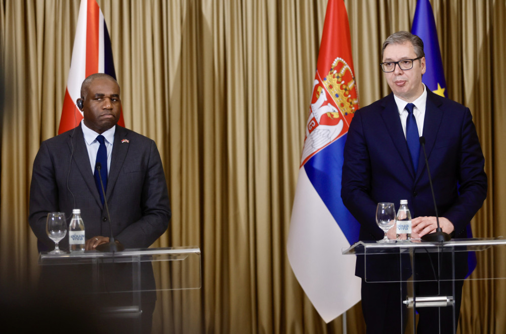 Vučić se sastao sa Lamijem: Odnosi dve zemlje unapređeni; Potpisani važni bilateralni dokumenti FOTO