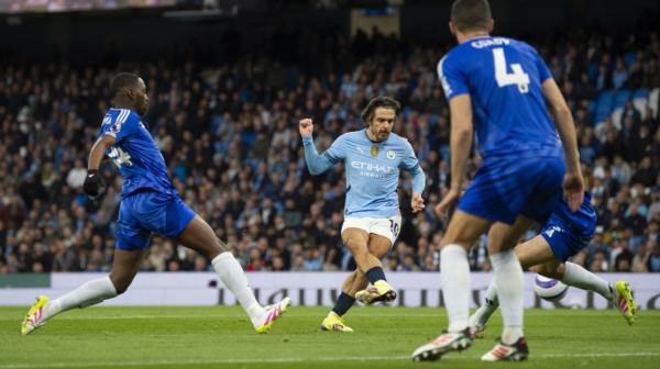 Siti i Aston Vila rutinski, Tonali junak Njukasla