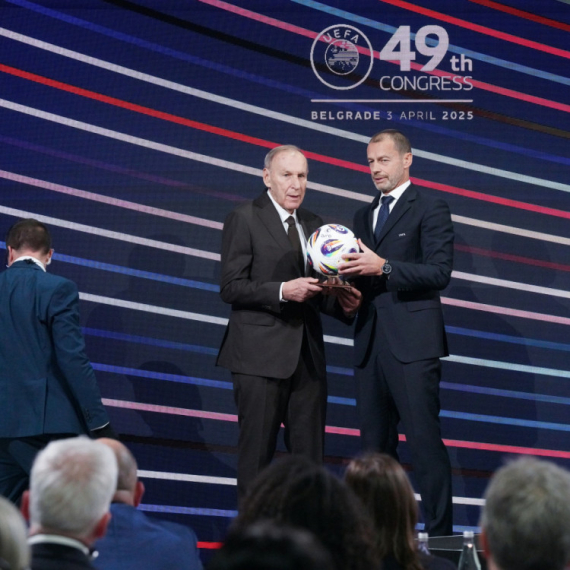 Džajić: "UEFA i FIFA imaju poverenje u srpski fudbal"