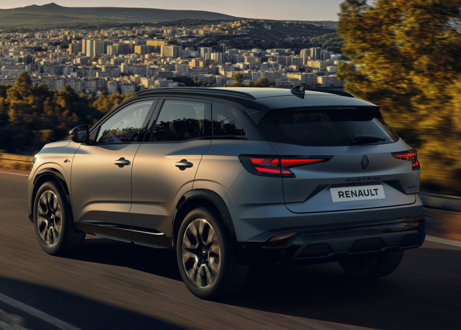 Redizajnirani Renault Austral dobio očnjake FOTO