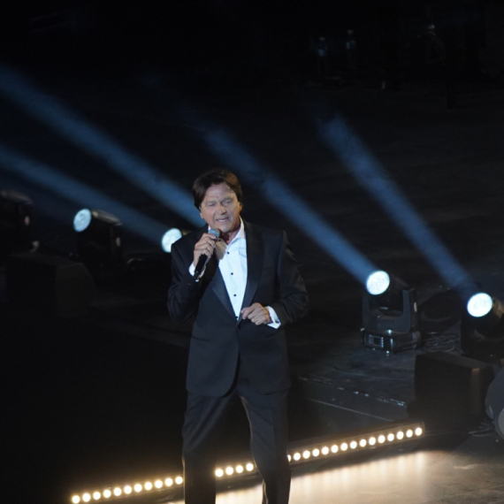 Tandem koji se dugo čekao: Evo ko je napisao pesmu Zdravku Čoliću, poznati svi detalji