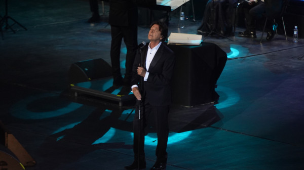 Zdravko Čolić objavio novu pesmu: Sa nestrpljenjem svi čekaju album regionalne zvezde VIDEO