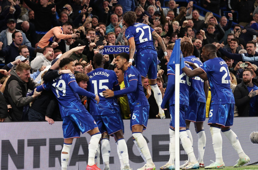 VAR prvo oštetio pa onda spasio Čelsi