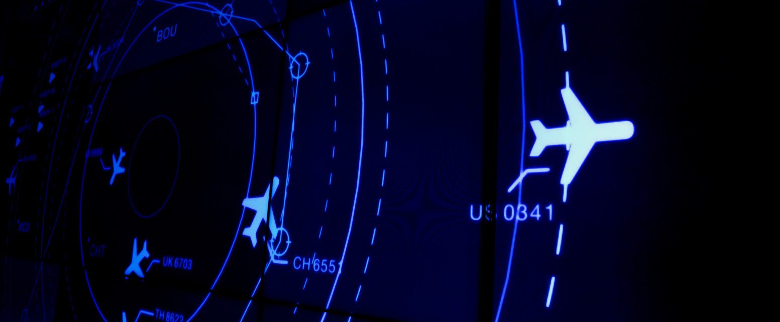 Nebo nad jednom zemljom gotovo prazno: Avio-kompanije obustavljaju letove