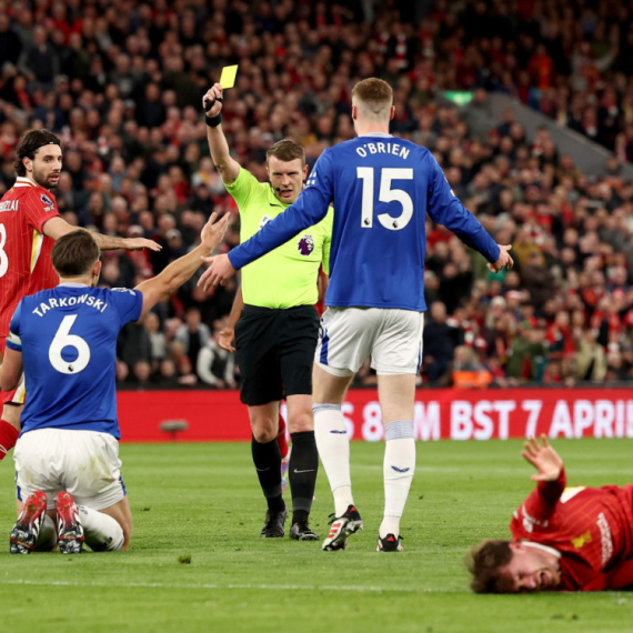 Kad ode predaleko: U Liverpulu prete smrću zbog fudbala VIDEO