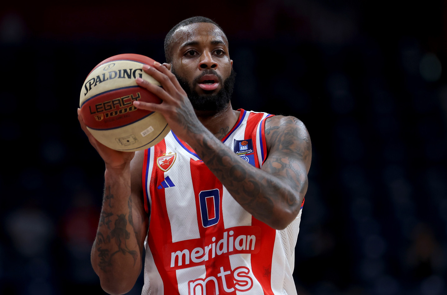 Zvezda na teškom ispitu pred "večiti" derbi