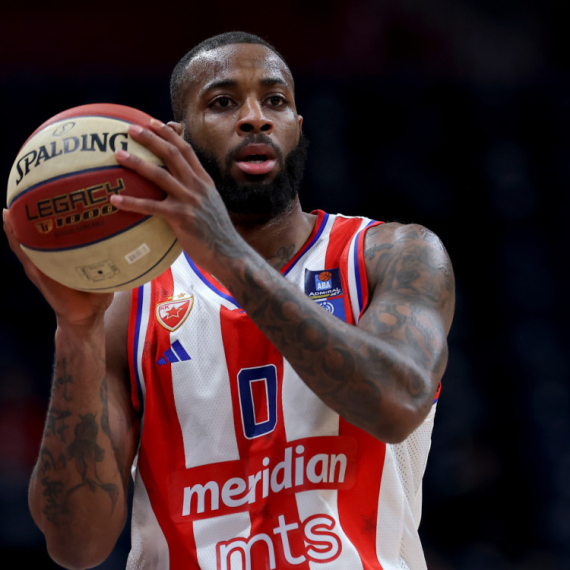 Zvezda na teškom ispitu pred "večiti" derbi