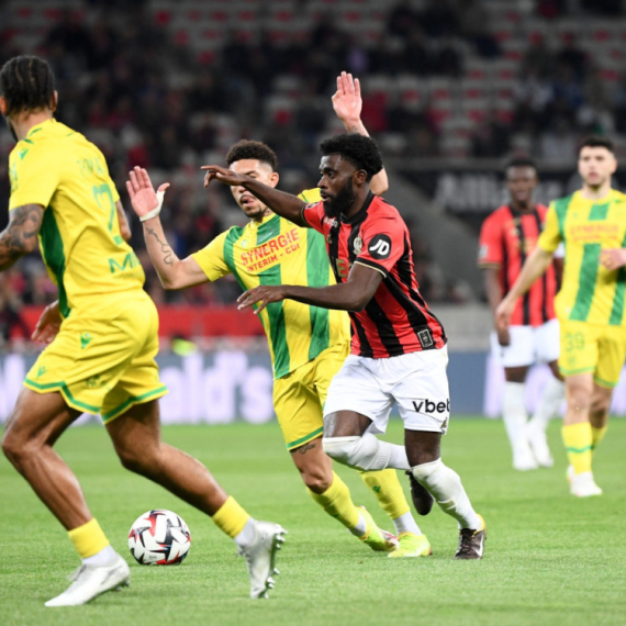 "Kanarinci" kući "odleteli" sa tri boda sa Azurne obale