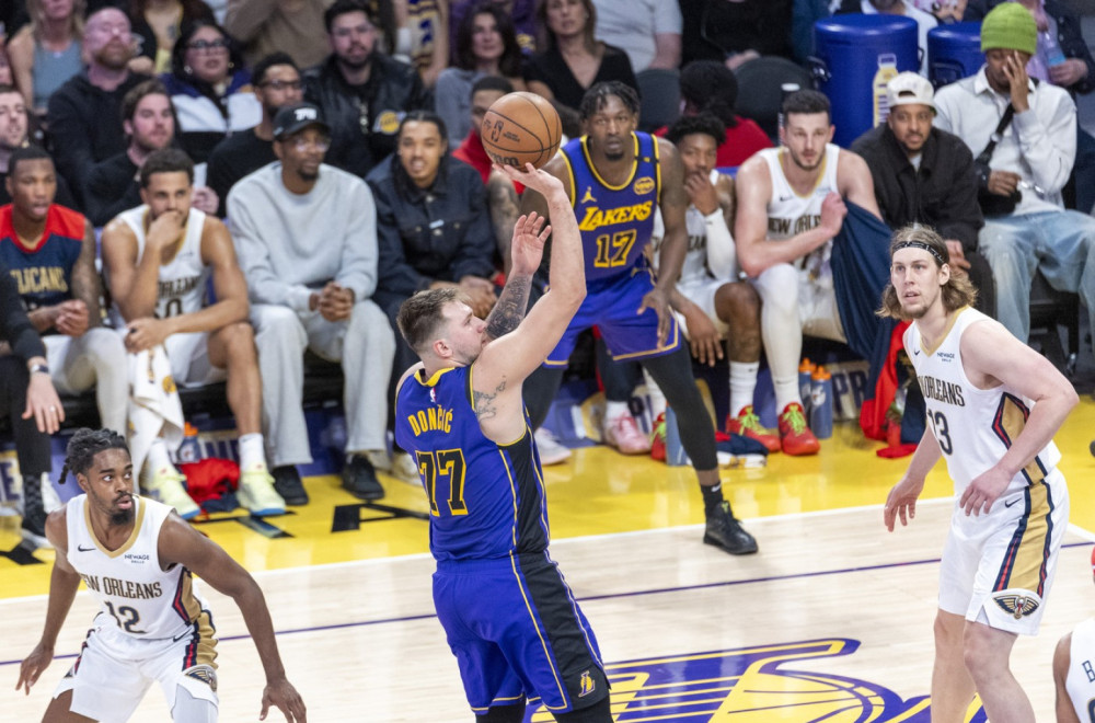 Dončić nulu "pretvorio" u 35 poena – Lejkersi srušili Pelikanse VIDEO