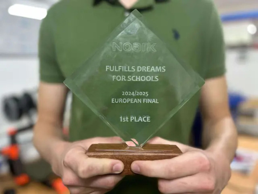 Ova deca su ponos Srbije: Čačani pokorili Prag svojom inovativnom idejom FOTO