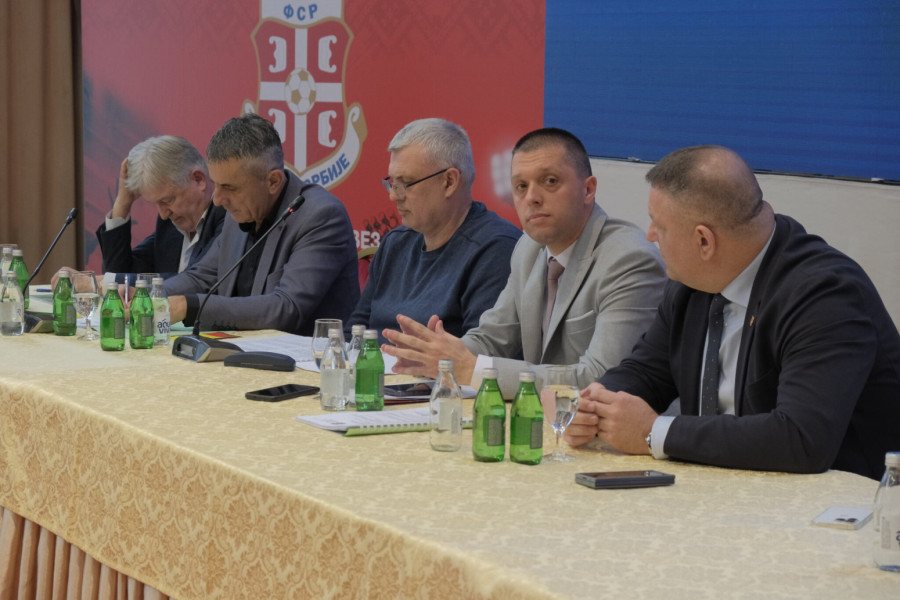 Najveći region okupio fudbalsku Srbiju; Džajić: Ne smemo stati