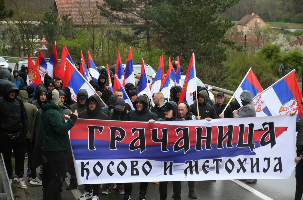 Rajek: Predsednik Vučić je uvek bio uz nas, sada mi pružamo podršku njemu i državi VIDEO