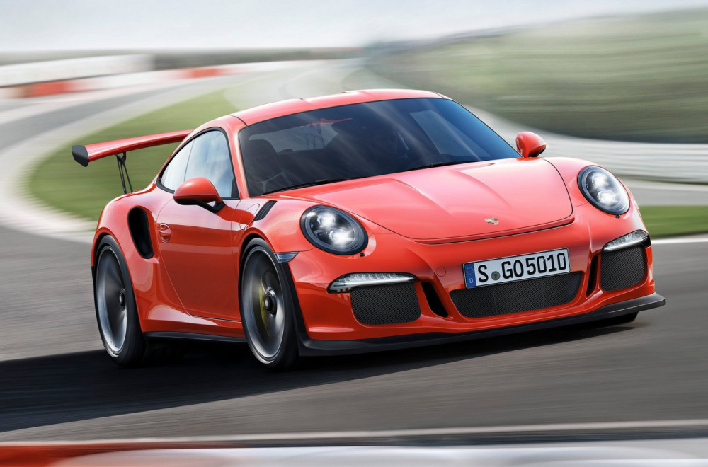 Osvojio Porsche u nagradnoj igri, divljao, pa ga slupao FOTO