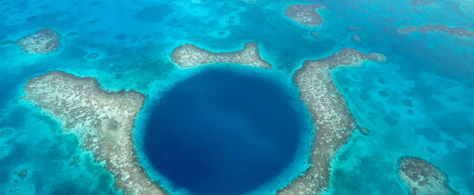 Mesto koje se vidi i iz svemira: Priča o neobičnom fenomenu u srcu Kariba FOTO