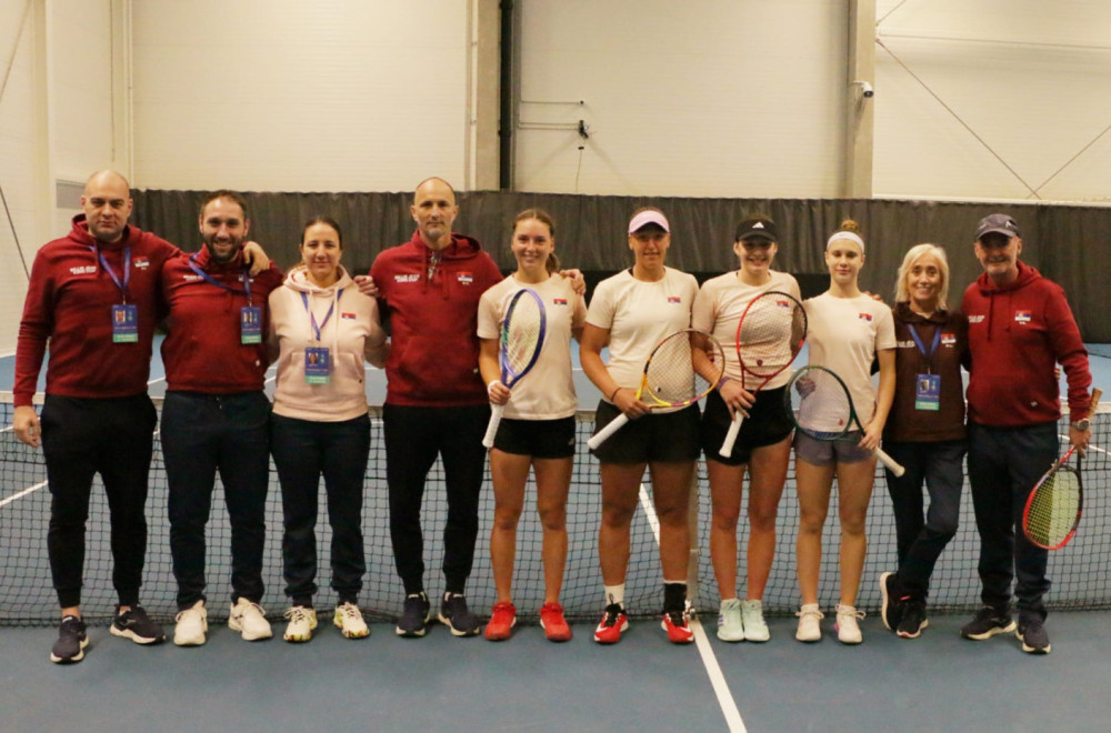 Teniserke Srbije odradile prvi trening u Litvaniji