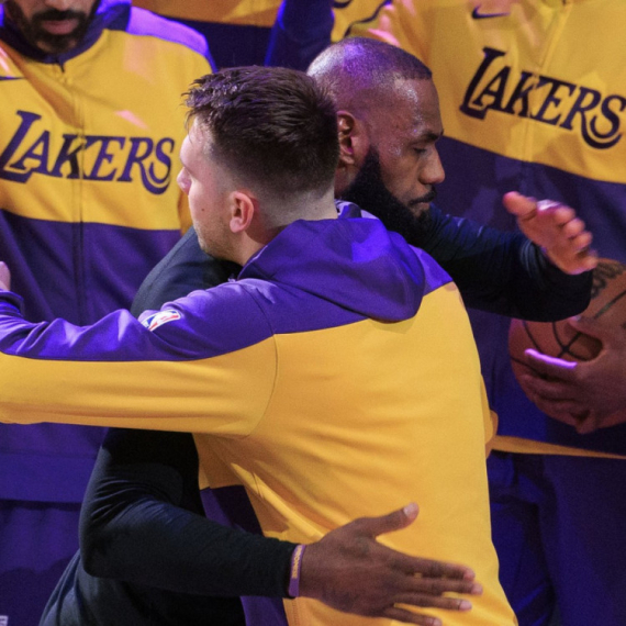 Dončić otkrio kako ga je Lebron Džejms dočekao u Lejkersima