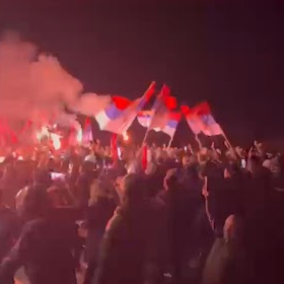 Ovako je izgledao veličanstveni doček u Kraljevu za Srbe sa KiM koji pešače do Beograda FOTO/VIDEO