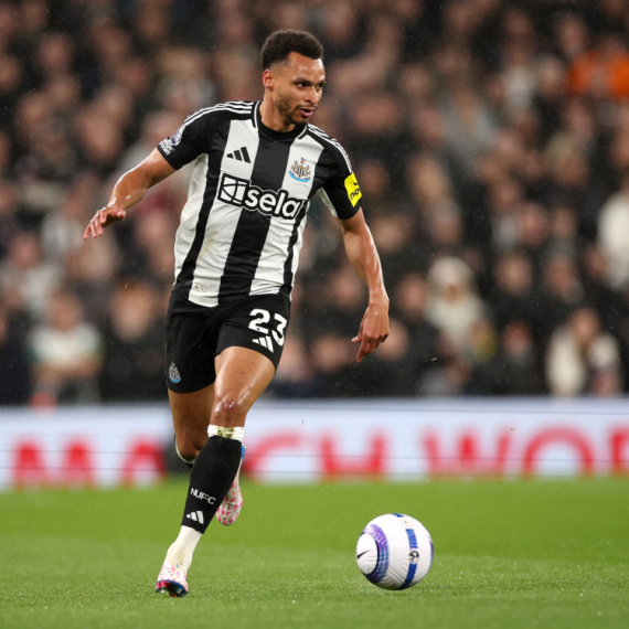 Sezona života Marfija – asistencija sa pola terena od prečku? Može VIDEO