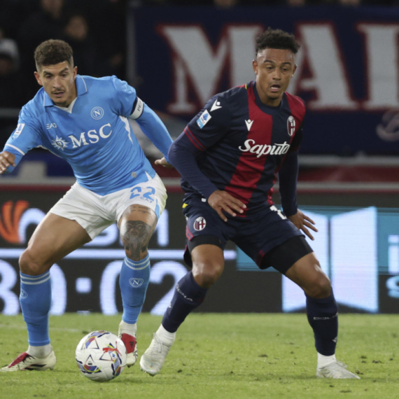 Bolonja "saplela" Napoli – rešava se titula u Italiji