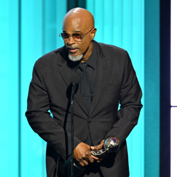 Slavni glumac šokirao priznanjem: "Bio sam sa bivšom svog nećaka" VIDEO