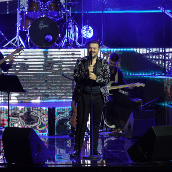 "Nikada nisam imao više gostiju": Boris Režak proslavio 49. rođendan, a od publike dobio neočekivan poklon